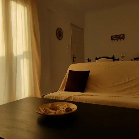 Evelina Traditional Cycladic Hill House *