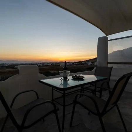 Evelina Traditional Cycladic Hill House Villa *