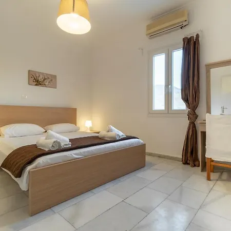 Evelina Traditional Cycladic Hill House * Naxos City